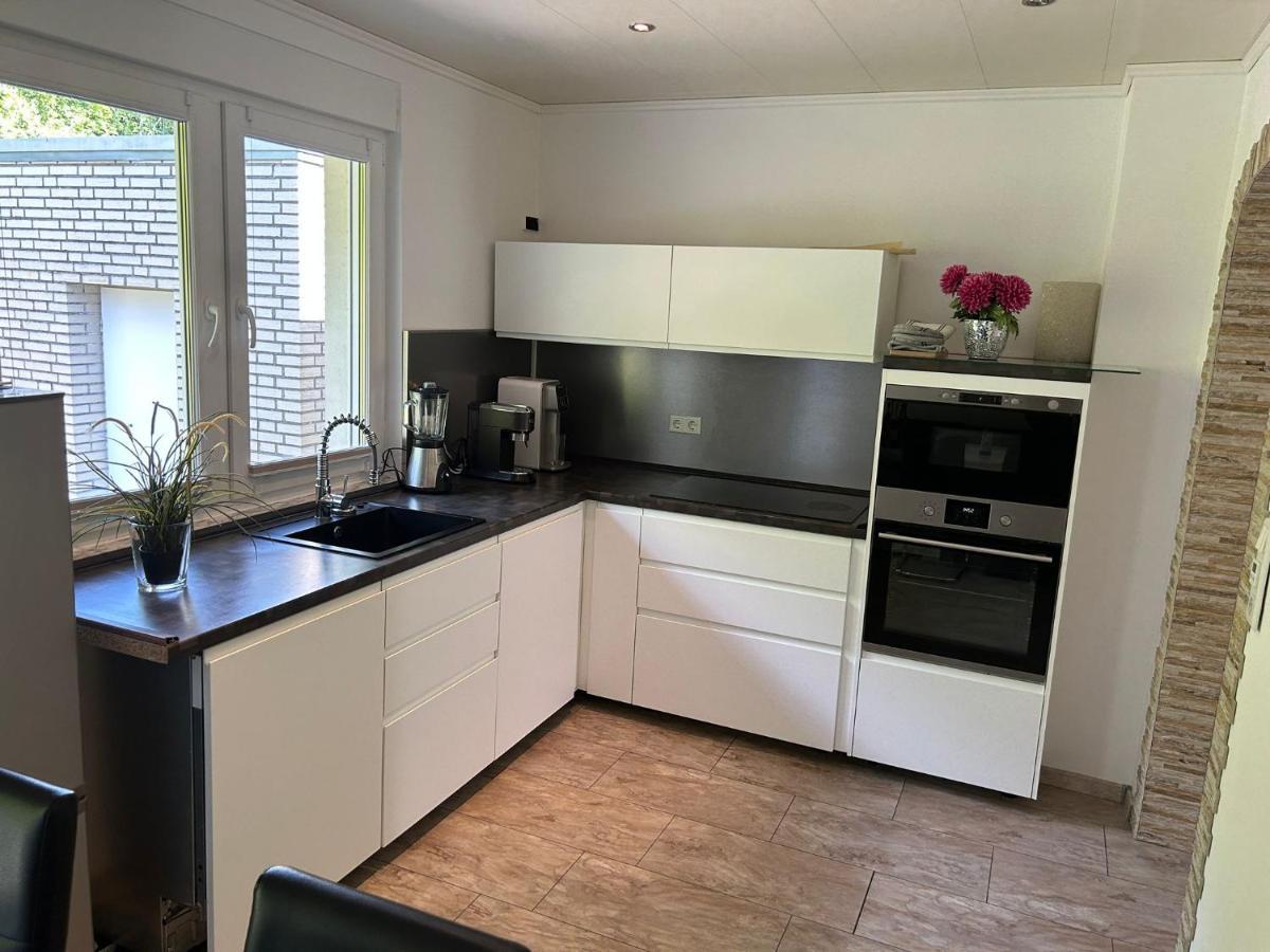 Gemuetliches Familienhaus - Fuehlt Euch Wohl Apartman Oldenburg Kültér fotó