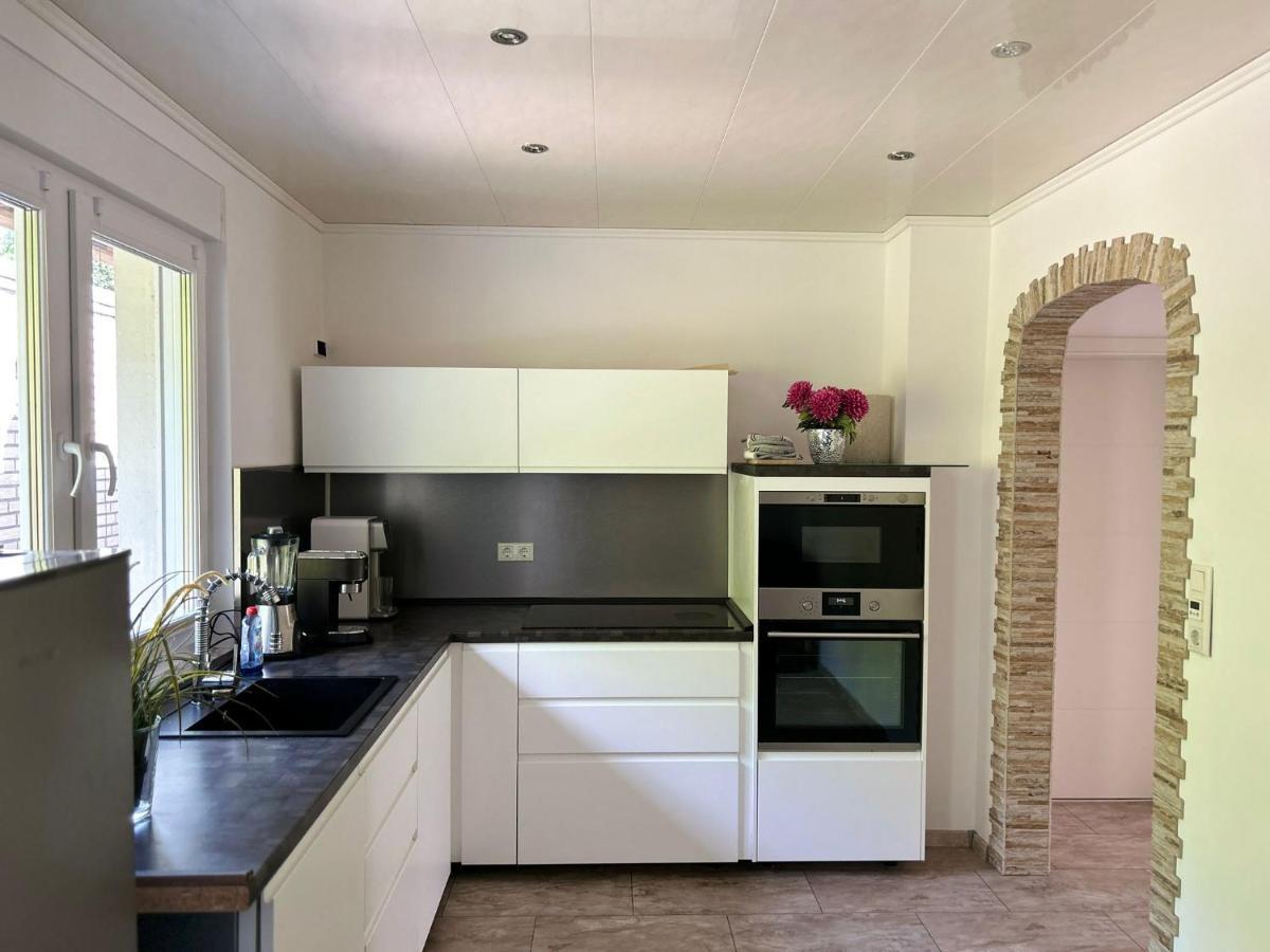 Gemuetliches Familienhaus - Fuehlt Euch Wohl Apartman Oldenburg Kültér fotó